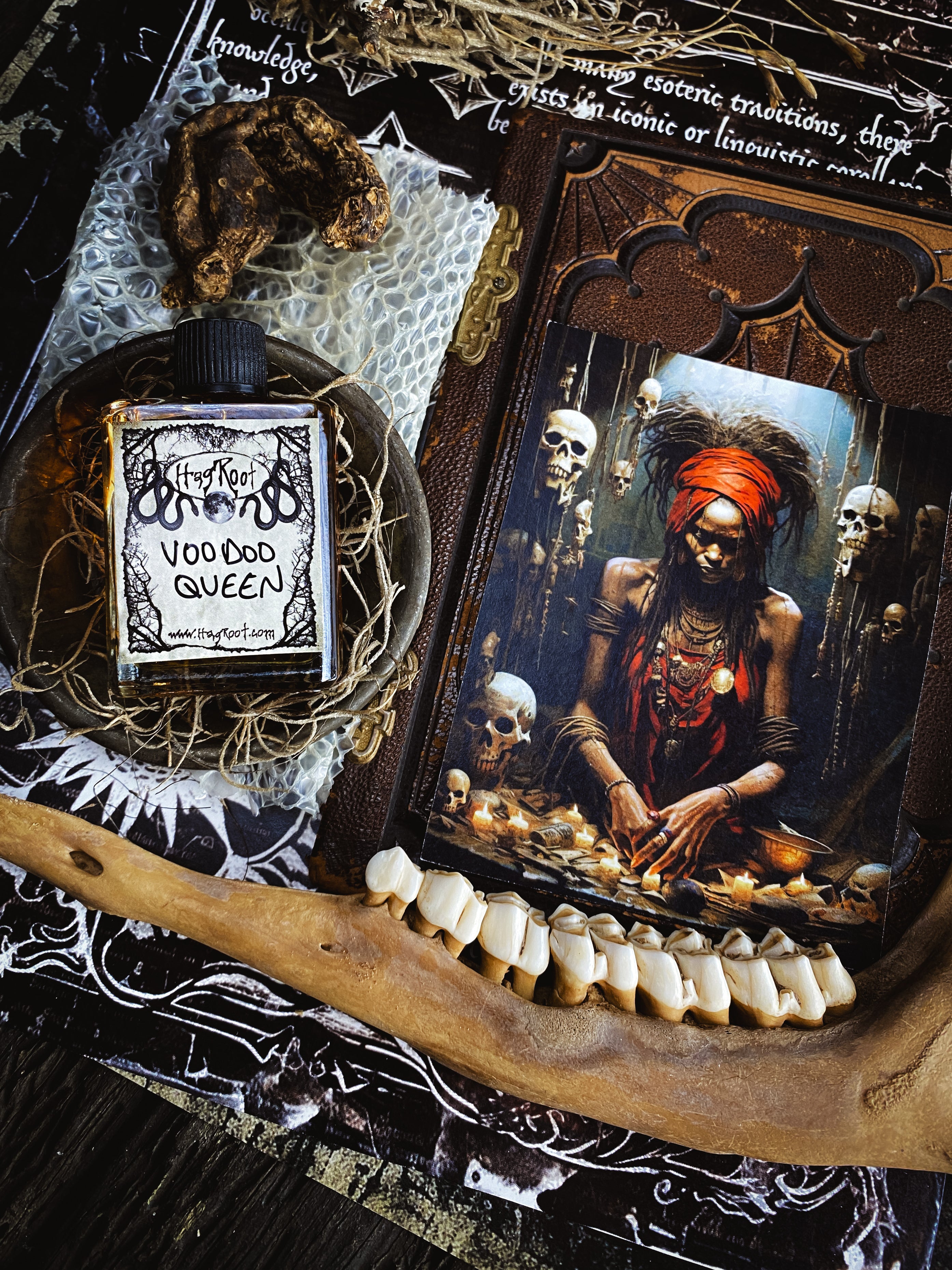 VOODOO QUEEN-(Oakmoss, Cypress, Patchouli, Cinnamon, Ritual Smoke)-Perfume, Cologne, Anointing, Ritual Oil