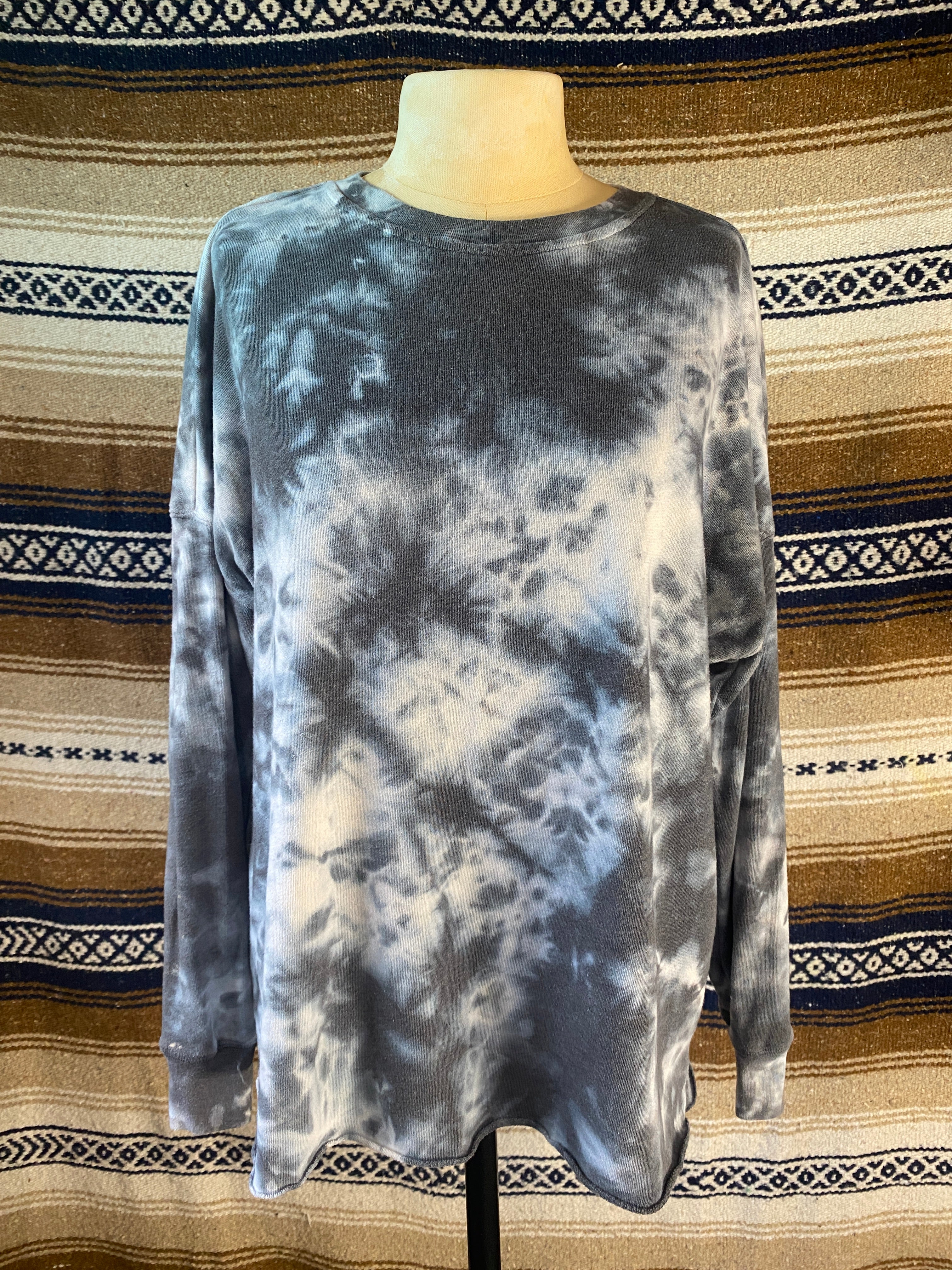 Blue + White Tie Dye Sweatshirt - Size Medium