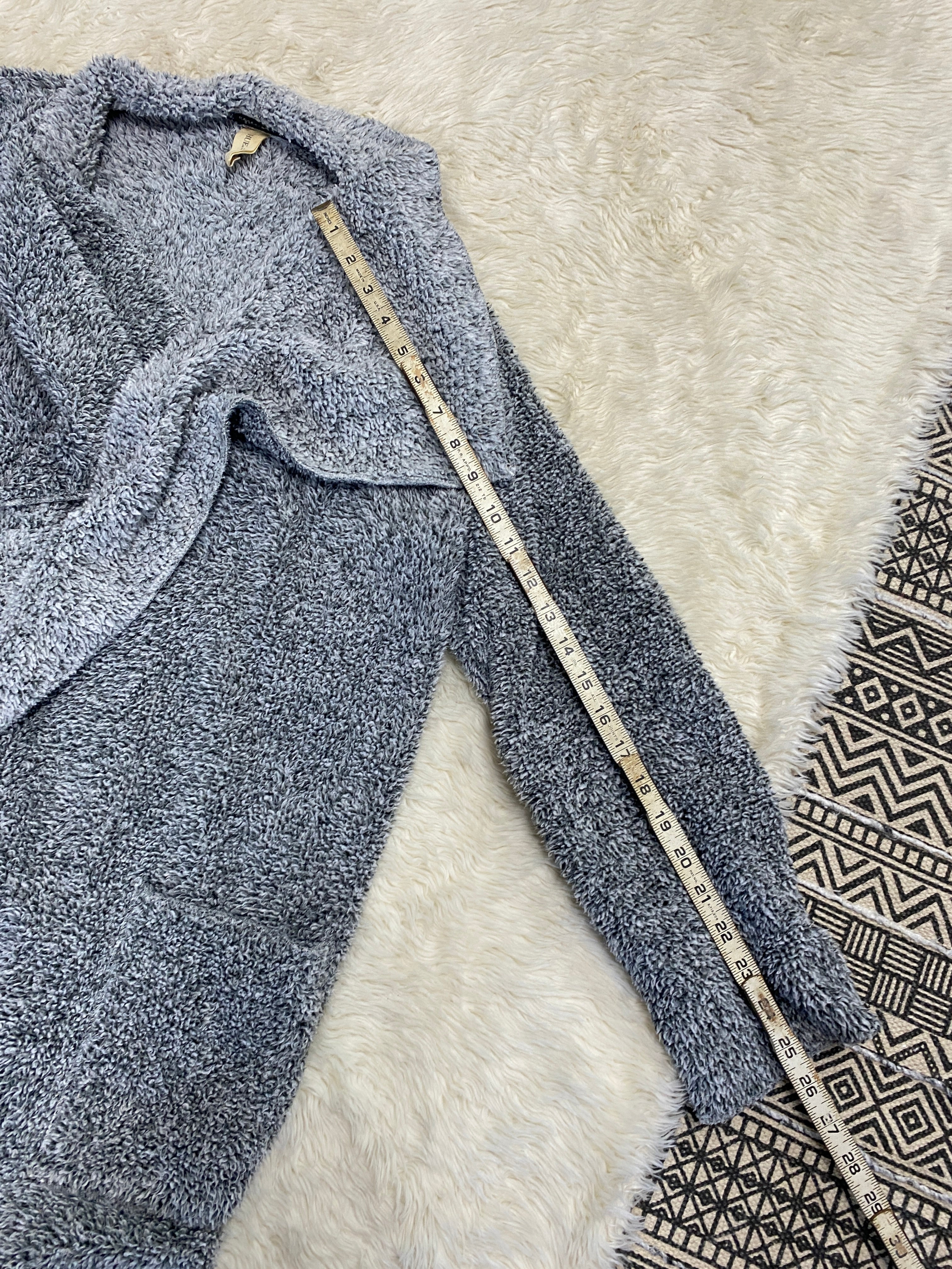 Super Cozy Sweater by HUE - Size Small/Medium