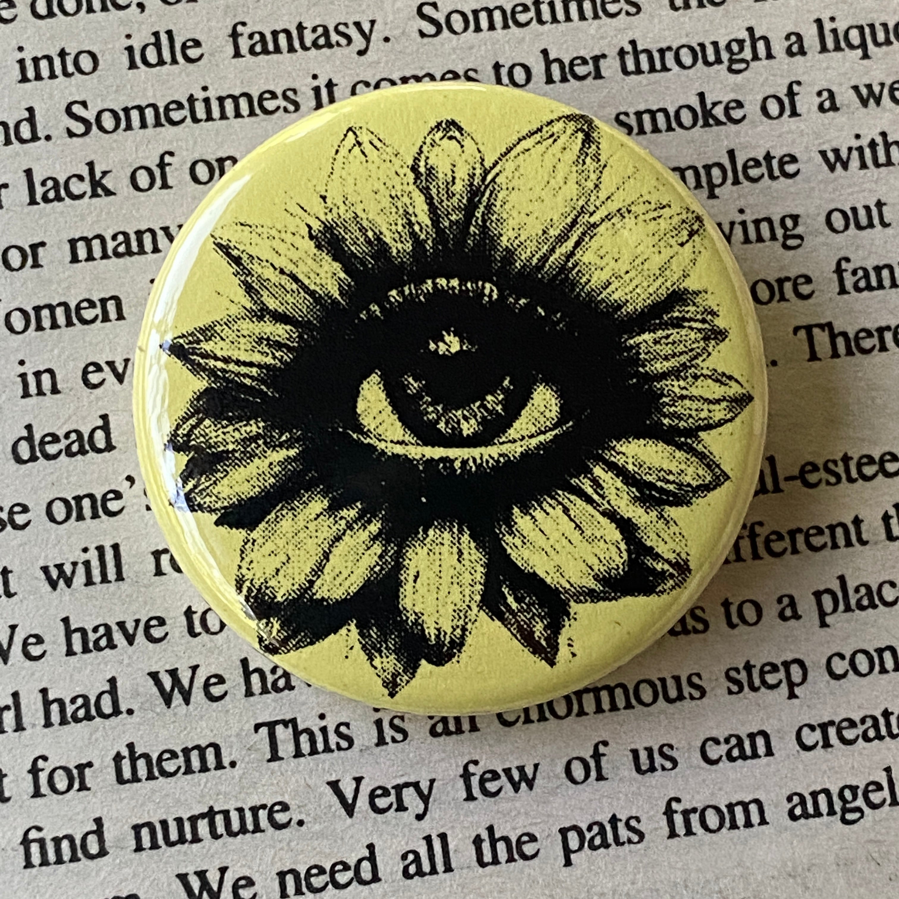 Sight - Hand Pressed Button/Pin - 1.5"