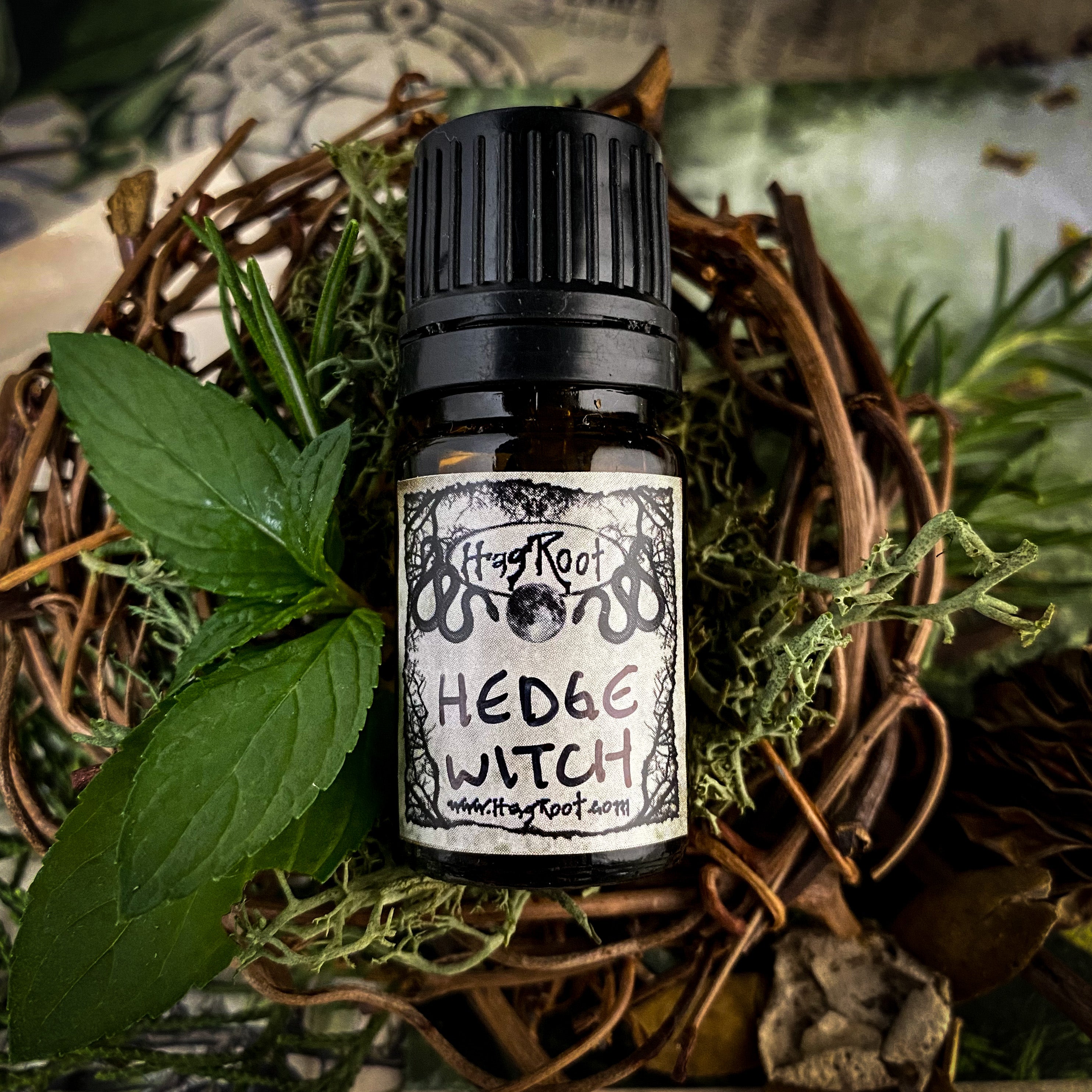 HEDGE WITCH-(Wild Growing Gardens, Abundant Green Hedges, Sweet Grass)-Perfume, Cologne, Anointing, Ritual Oil
