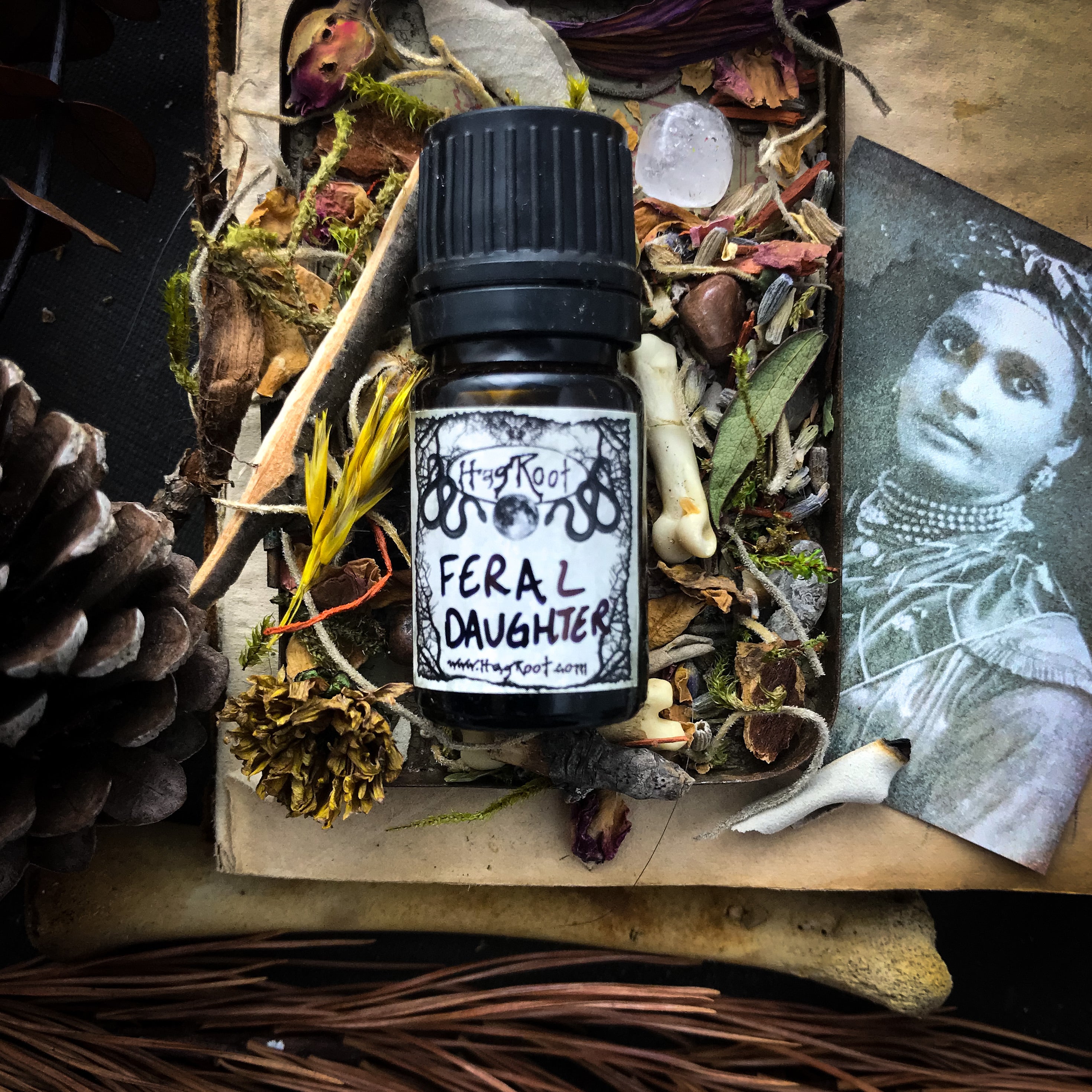 FERAL DAUGHTER-(Jasmine, Pink Peppercorn, Pine, Sandalwood, Violet, Musk, Amber, Patchouli)-Perfume, Cologne, Anointing, Ritual Oil