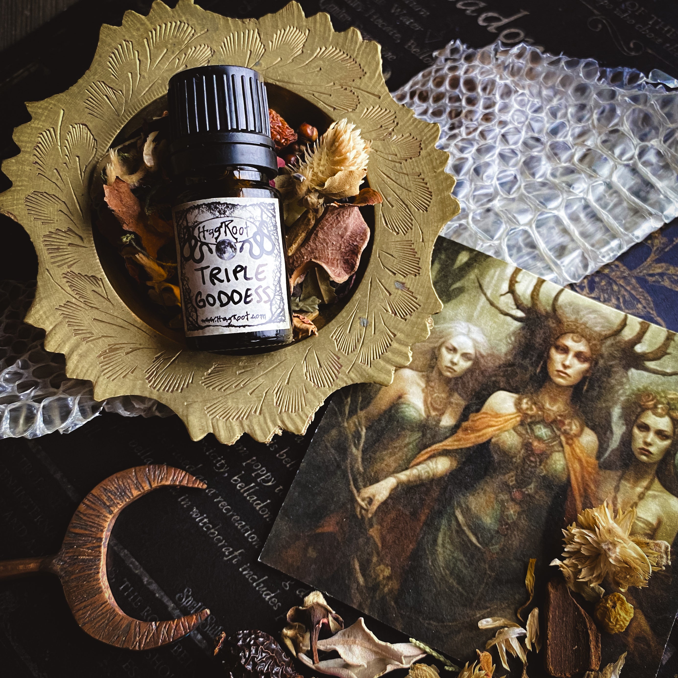 TRIPLE GODDESS-(Amber, Sandalwood, Mandarin Orange, Oak, Jasmine, Clove, Pine)-Perfume, Cologne, Anointing, Ritual Oil