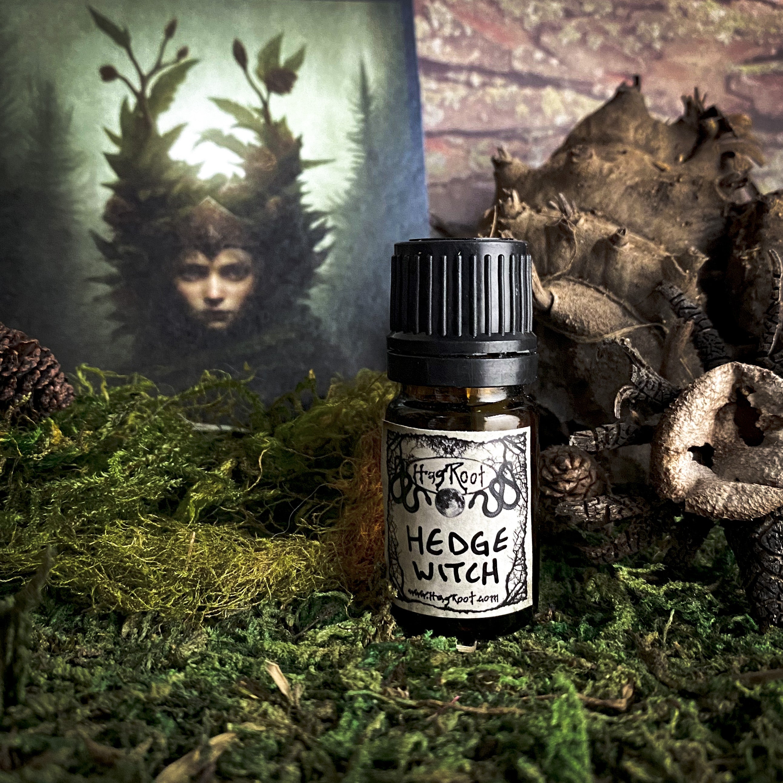 HEDGE WITCH-(Wild Growing Gardens, Abundant Green Hedges, Sweet Grass)-Perfume, Cologne, Anointing, Ritual Oil