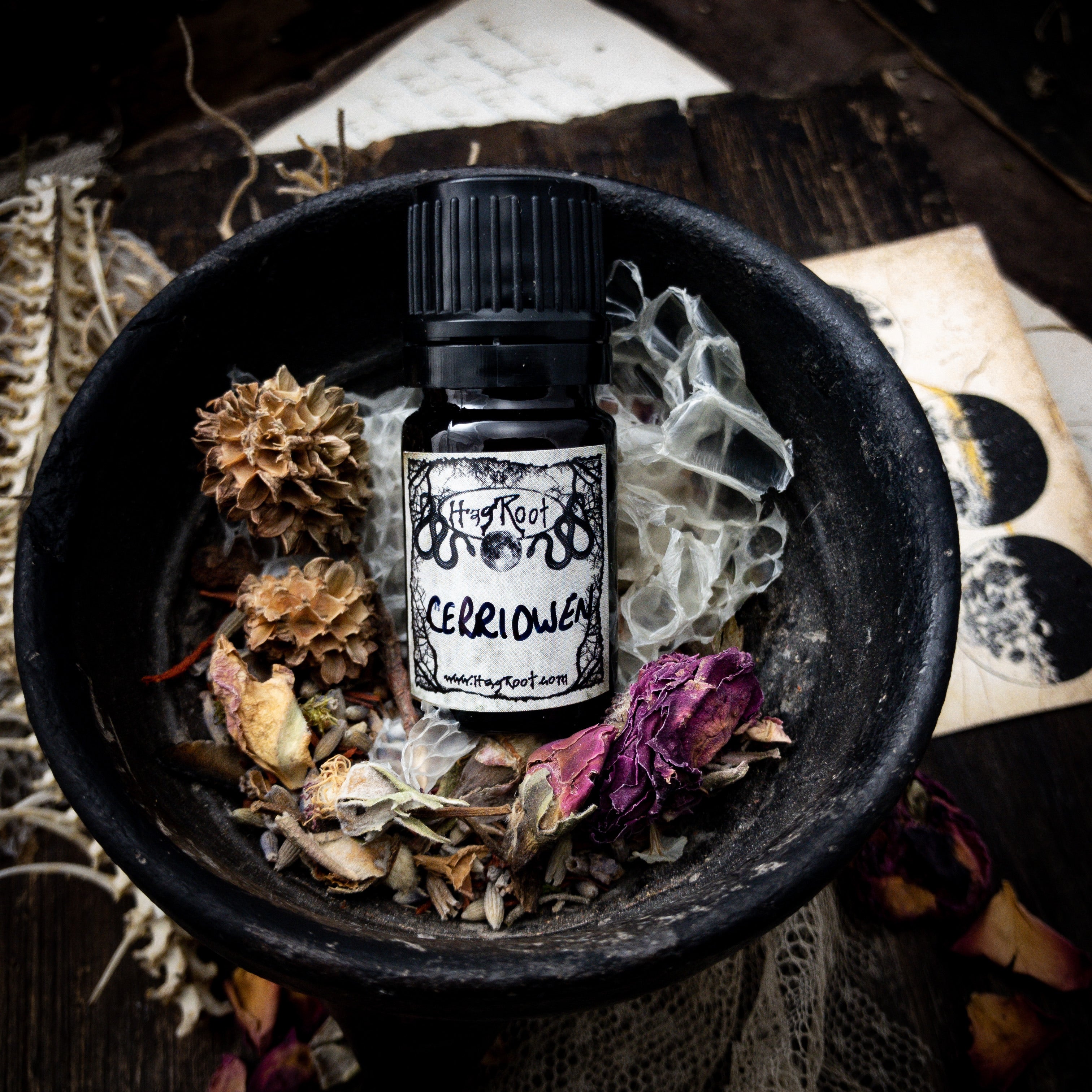 CERRIDWEN-(Patchouli, Frankincense, Cauldron Smoke, Dark Chocolate, Moss, Vetiver)-Perfume, Cologne, Anointing, Ritual Oil